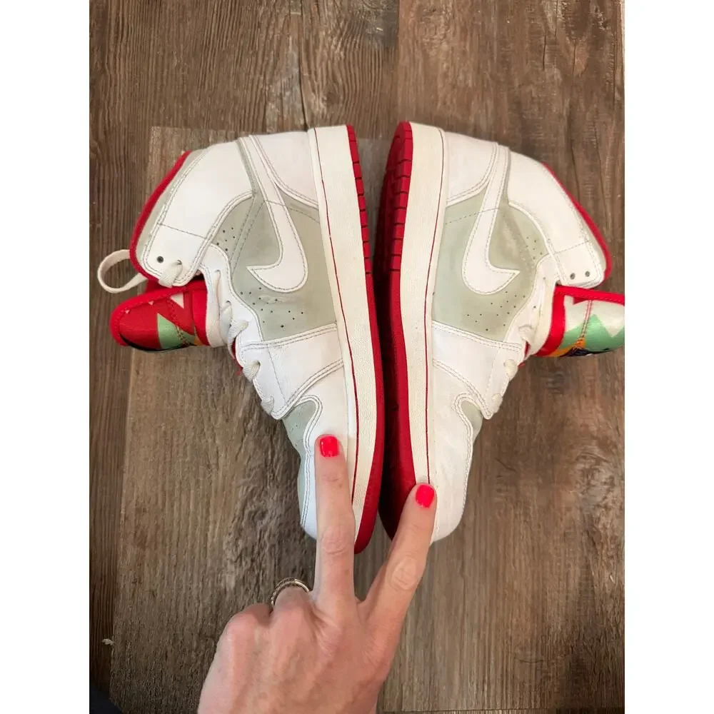 Jordan 1 Mids HARE Bugs Bunny SE 2015 Nike Basketball Sneakers in Size 6.5Y GUC